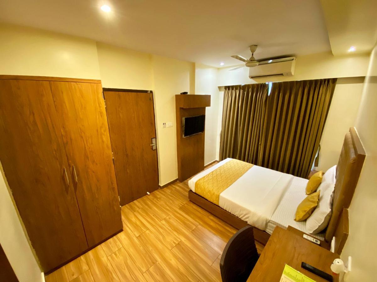 Hotel Pearl'S Bkc Inn- Near Trade Centre, Visa Consulate Mumbai Exterior photo